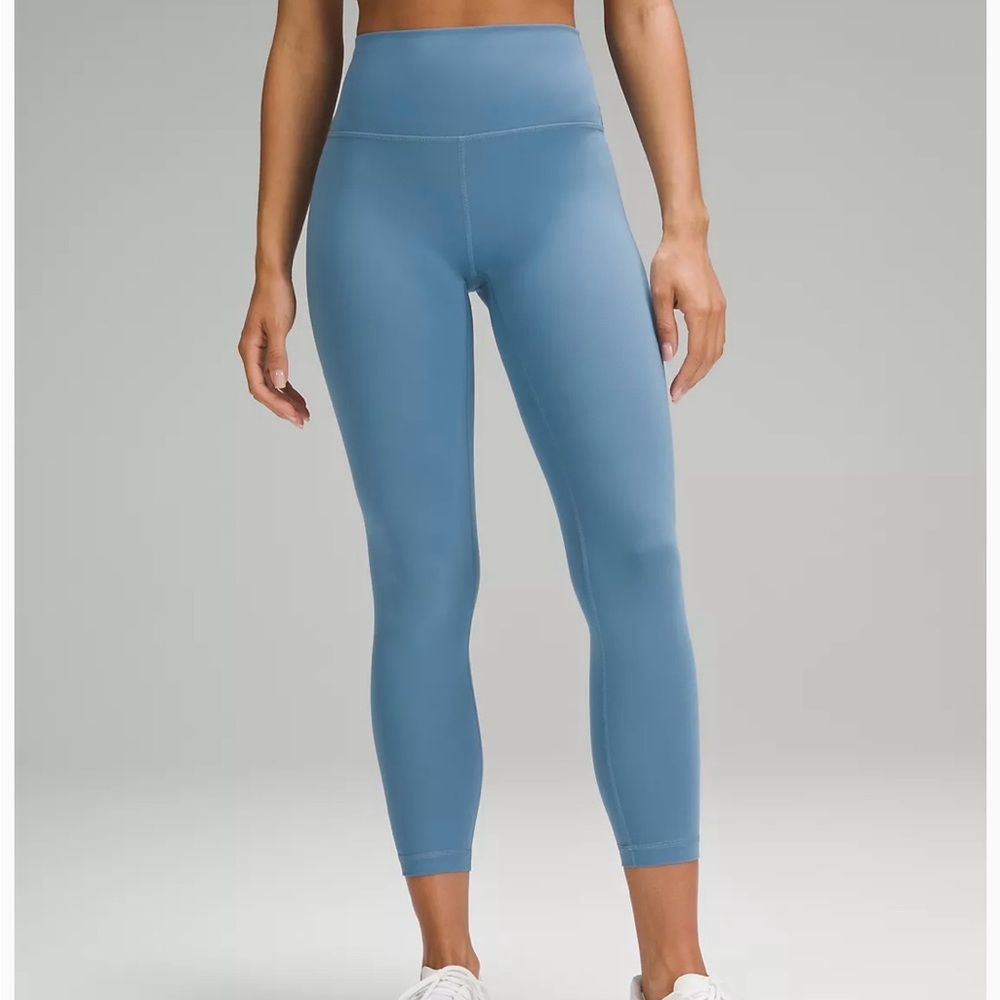 Light Blue Lululemon Wunder Train High Rise Leggings Size 10